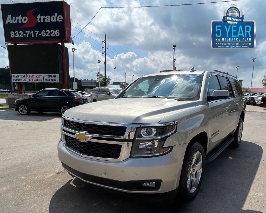 Used 2016 Chevrolet Suburban LT RWD image 1