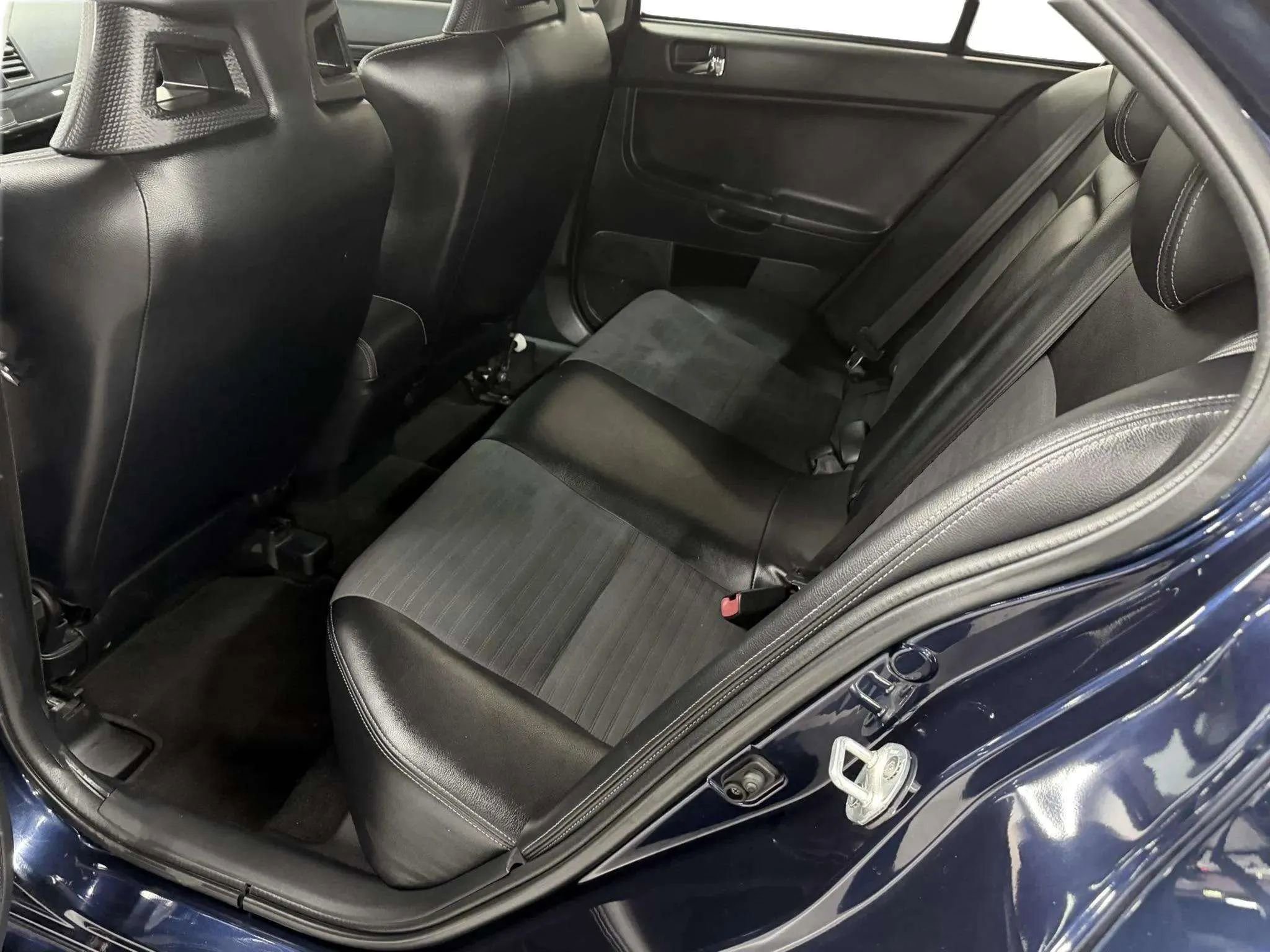 Used 2013 Mitsubishi Lancer Evolution GSR image 14