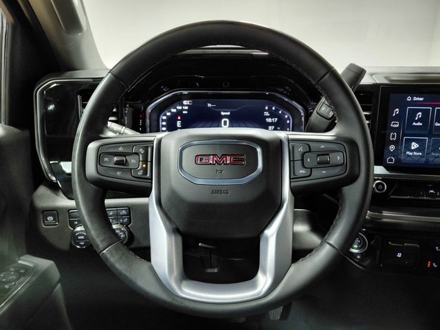 Certified 2025 GMC Sierra 1500 SLT image 30