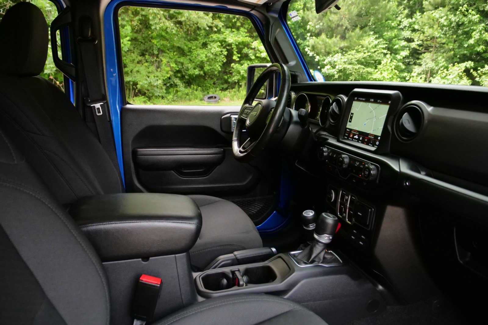 Used 2021 Jeep Gladiator Sport AWD/4WD image 36