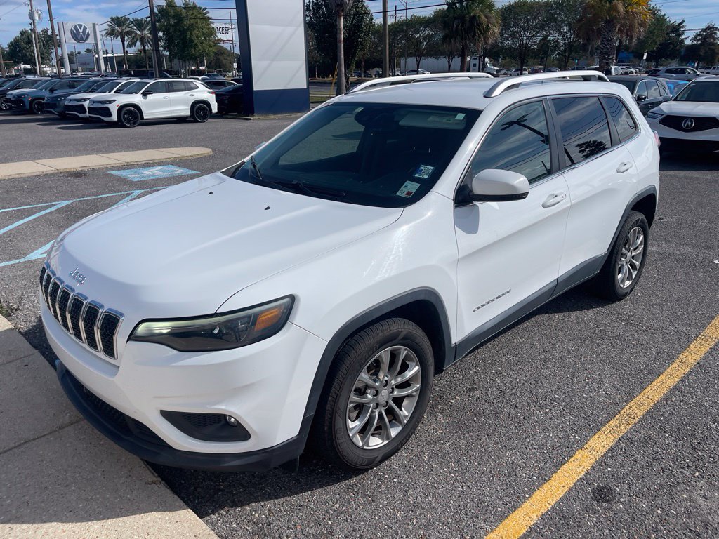 Used 2021 Jeep Cherokee Latitude Plus FWD image 1