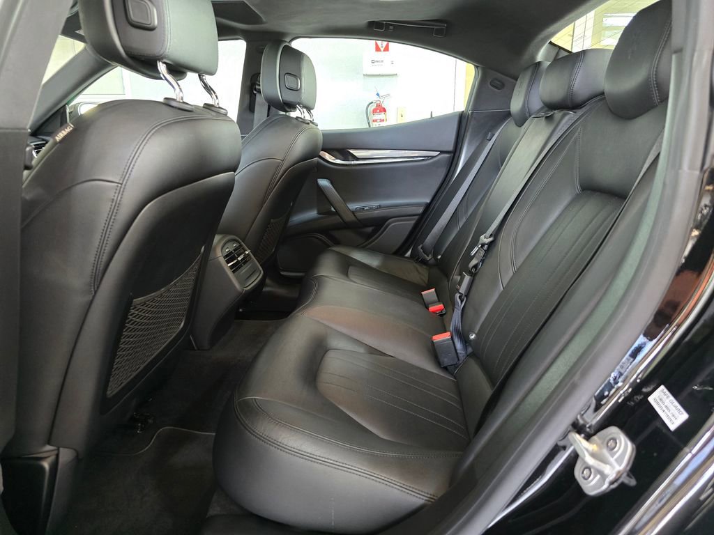Used 2018 Maserati Ghibli image 23
