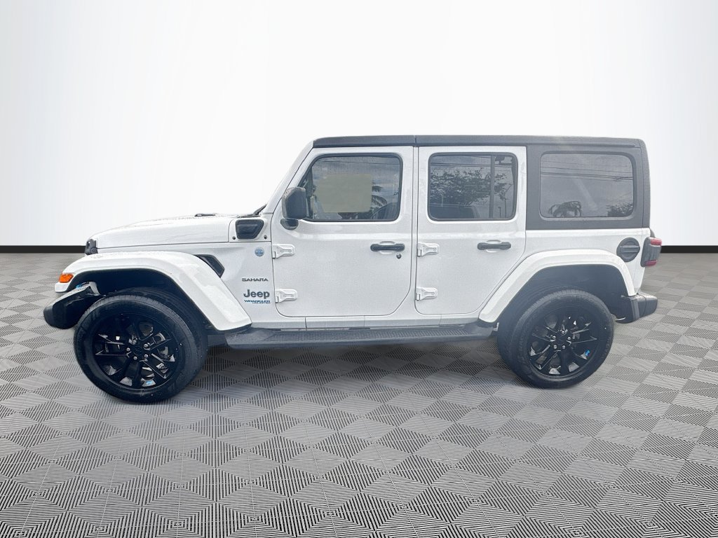 Certified 2022 Jeep Wrangler Unlimited Sahara AWD/4WD image 9