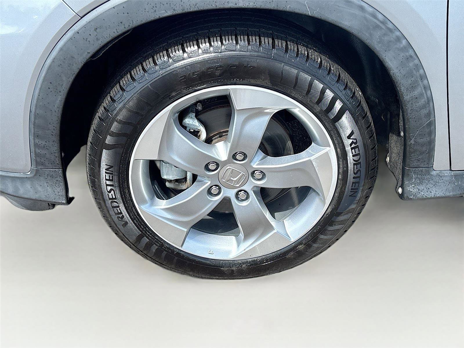 Used 2019 Honda HR-V LX image 28