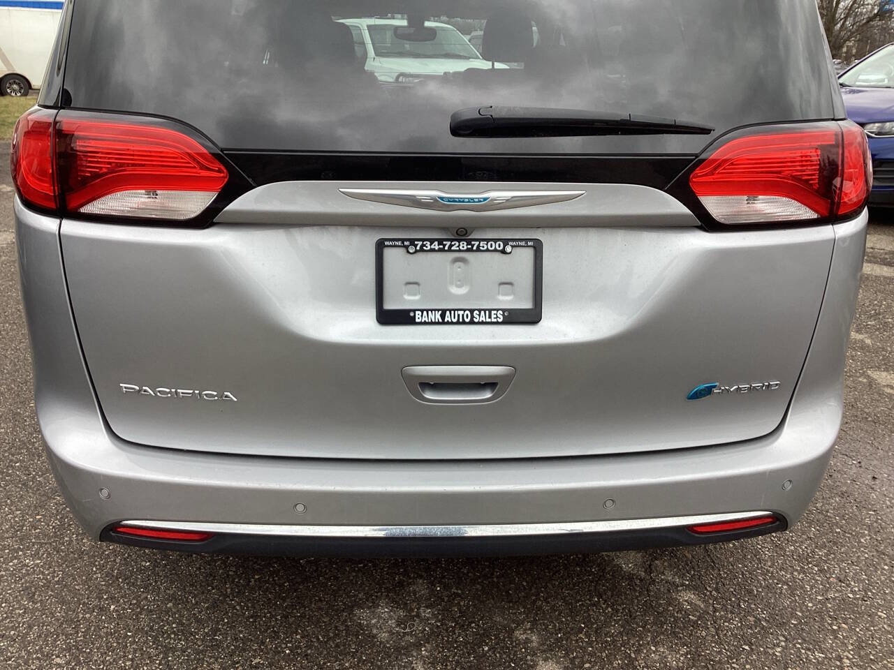 Used 2018 Chrysler Pacifica Touring Plus FWD image 13