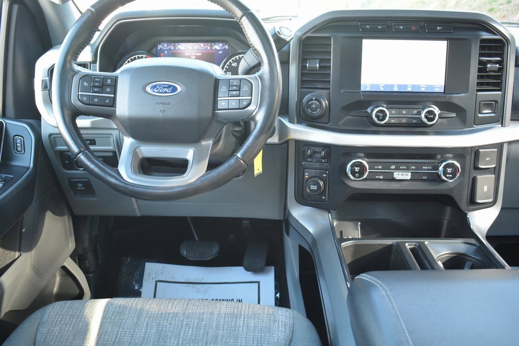 Used 2021 Ford F150 XLT w/ Equipment Group 301A Mid image 3