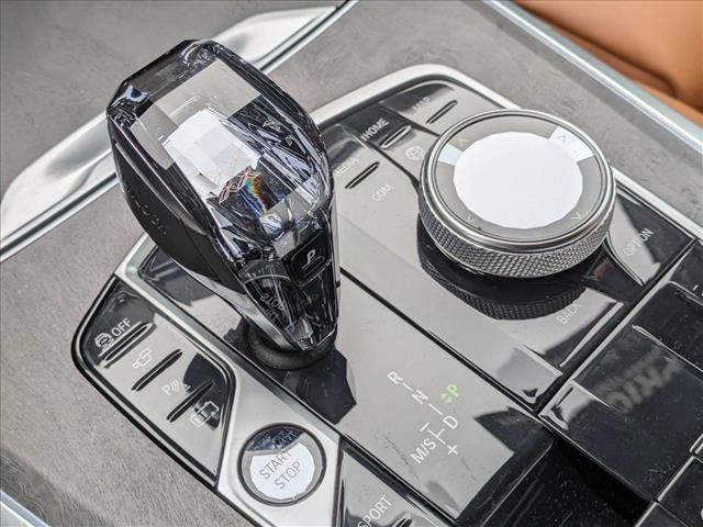 Used 2022 BMW X5 xDrive45e w/ Executive Package image 12