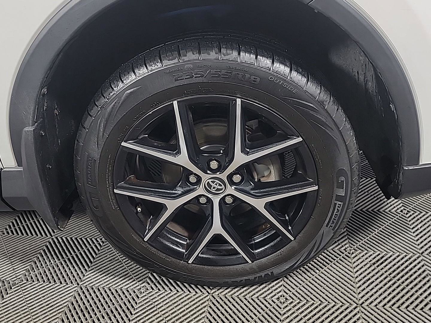 Used 2018 Toyota RAV4 SE w/ Power Extra Value Package image 3