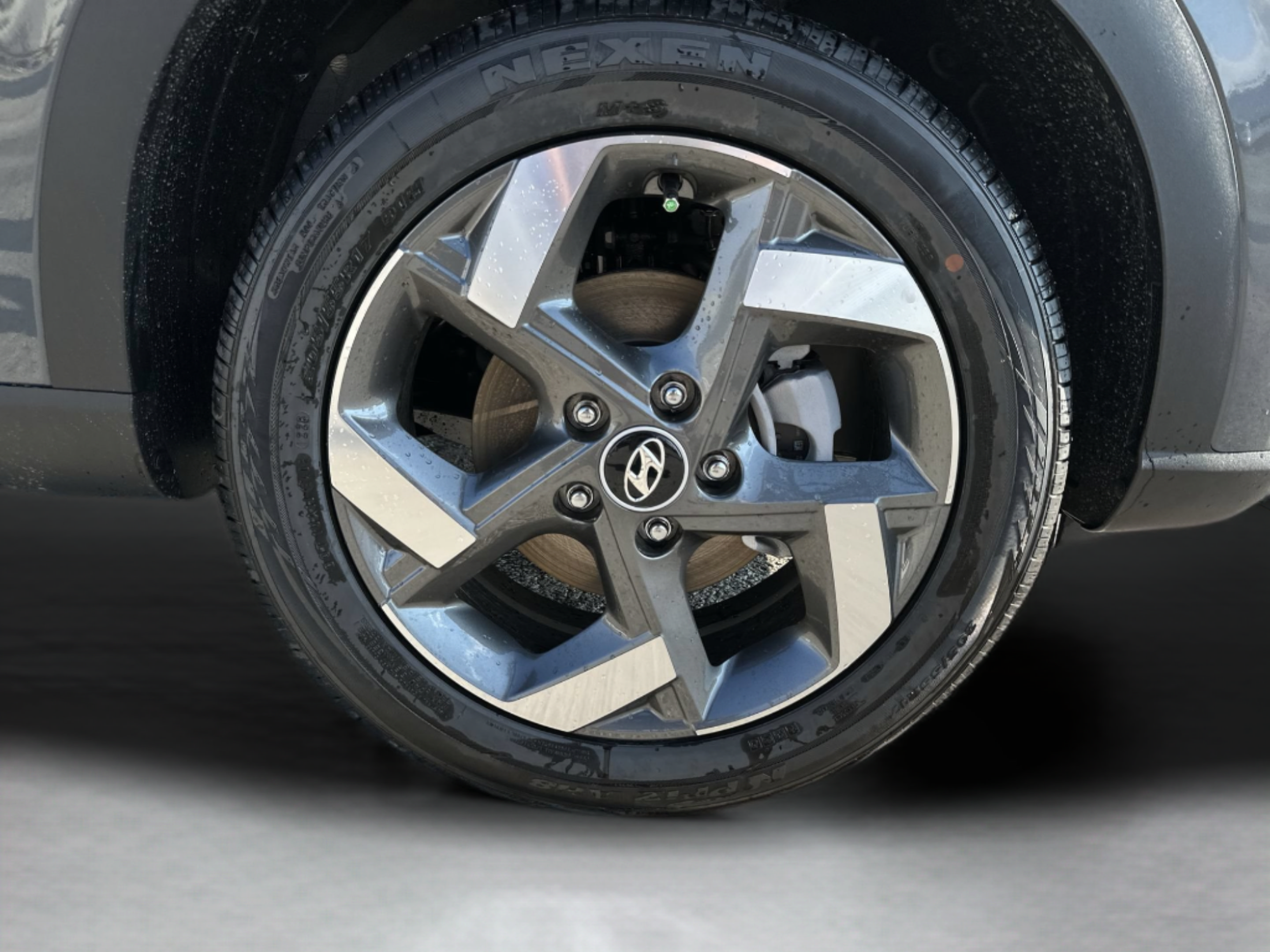 New 2026 Hyundai Venue SEL FWD image 29