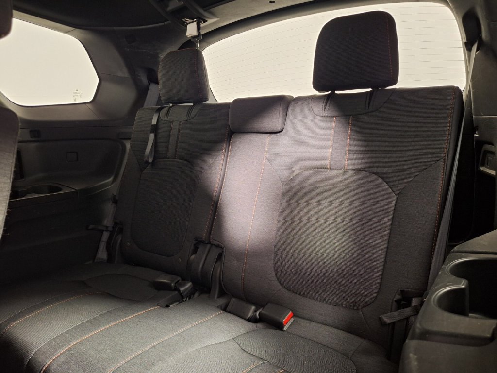 Used 2024 Honda Pilot Sport image 10