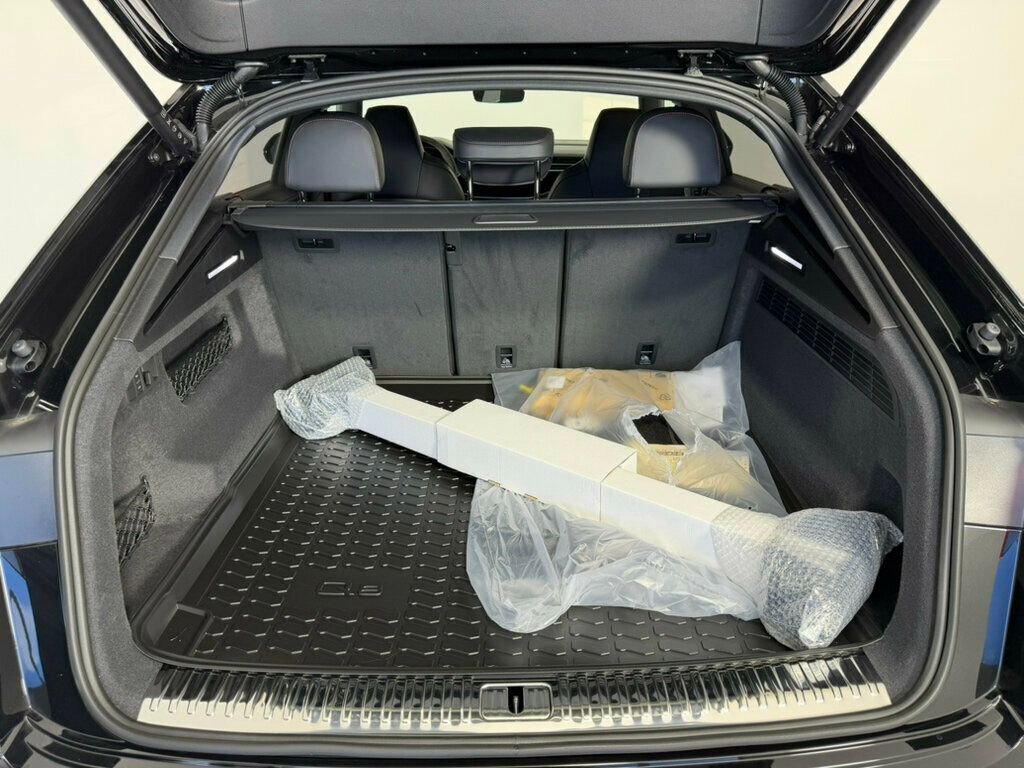 New 2026 Audi RS Q8 performance image 17