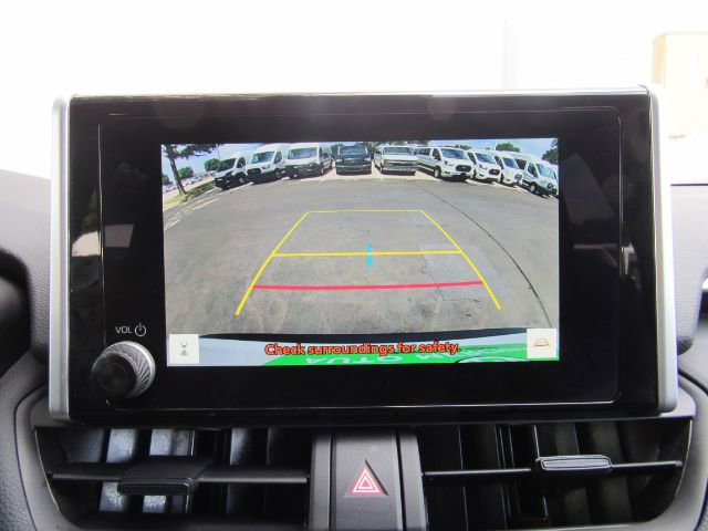 Used 2025 Toyota RAV4 XLE image 8