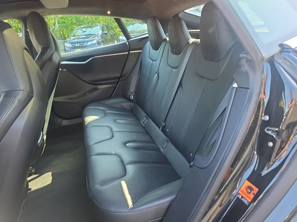 Used 2015 Tesla Model S 70D AWD/4WD image 24