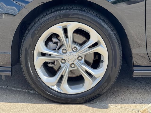Certified 2023 Honda Accord LX image 5