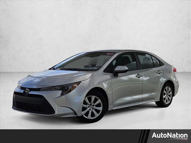 Used 2024 Toyota Corolla LE image 1