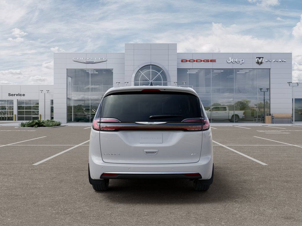 New 2026 Chrysler Pacifica Select AWD/4WD image 8