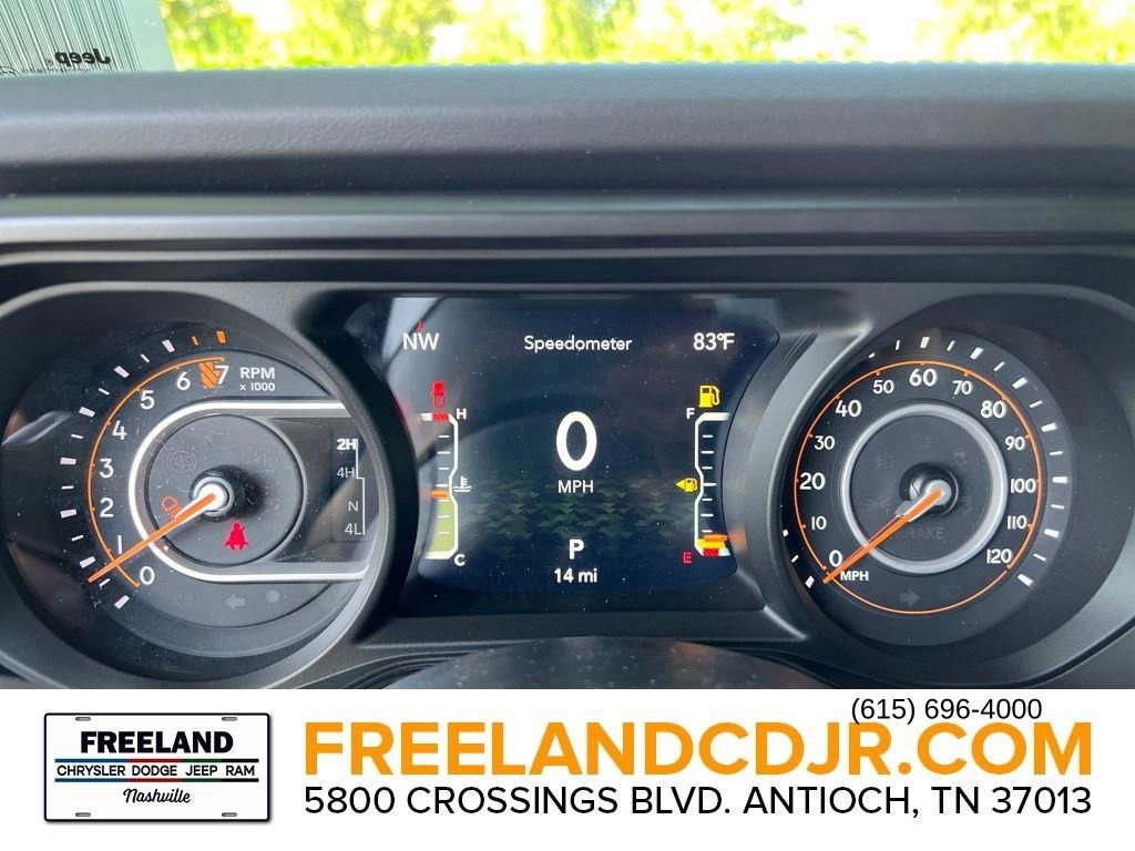 New 2025 Jeep Gladiator High Tide image 10