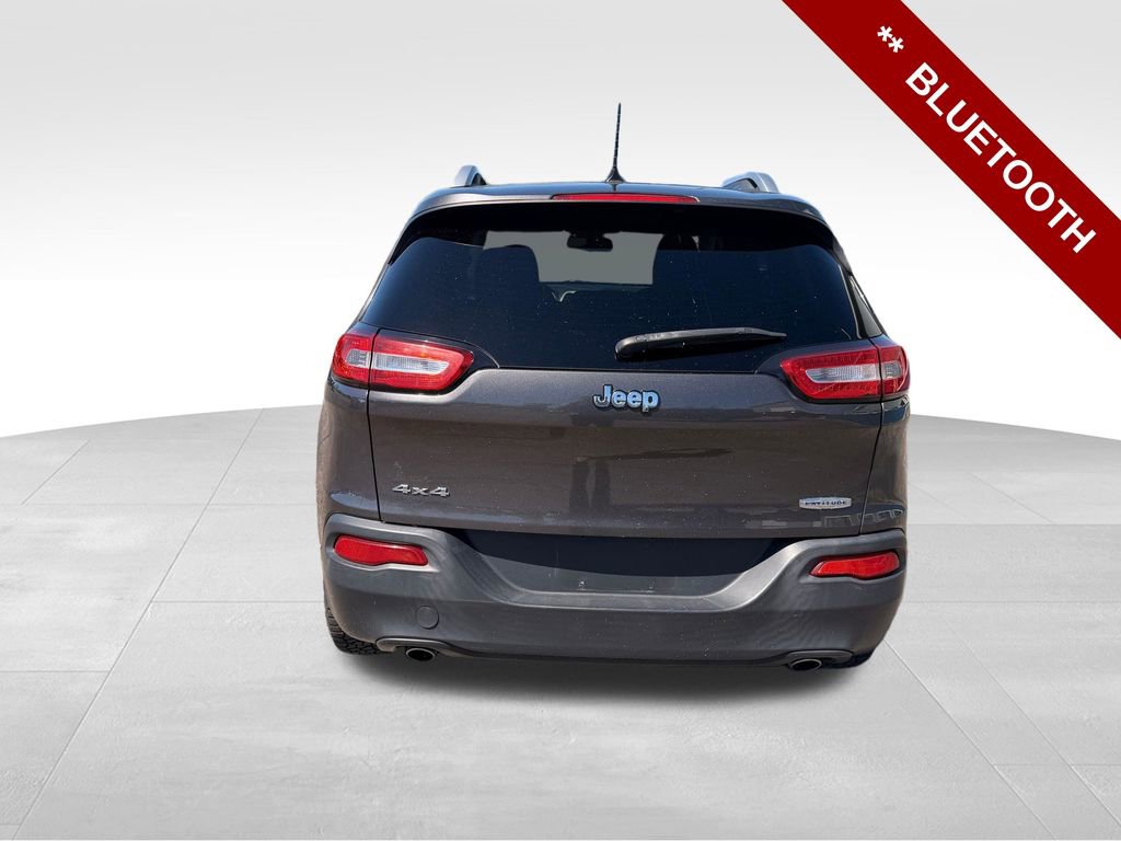 Used 2014 Jeep Cherokee Latitude AWD/4WD image 5