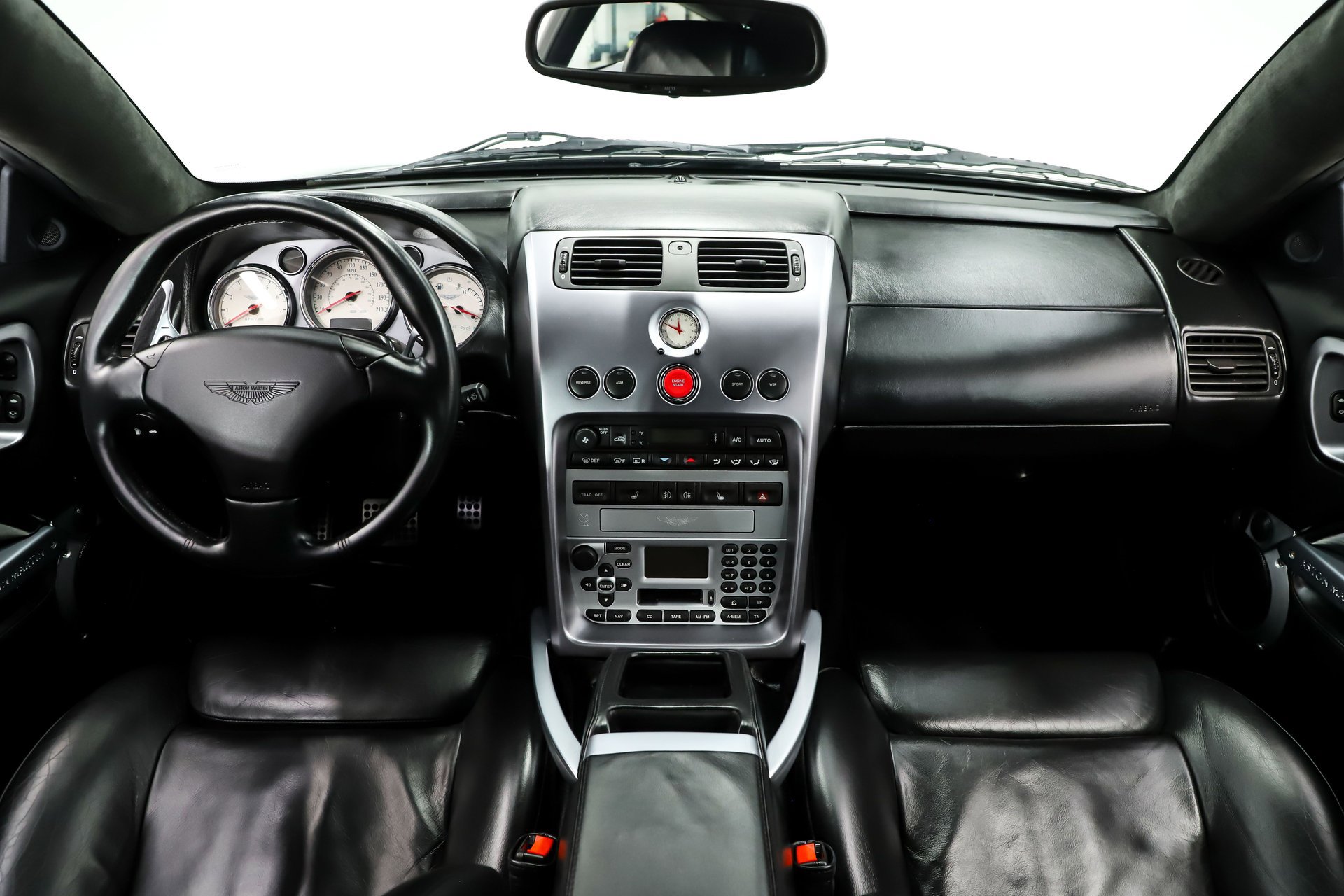 Used 2003 Aston Martin Vanquish image 27