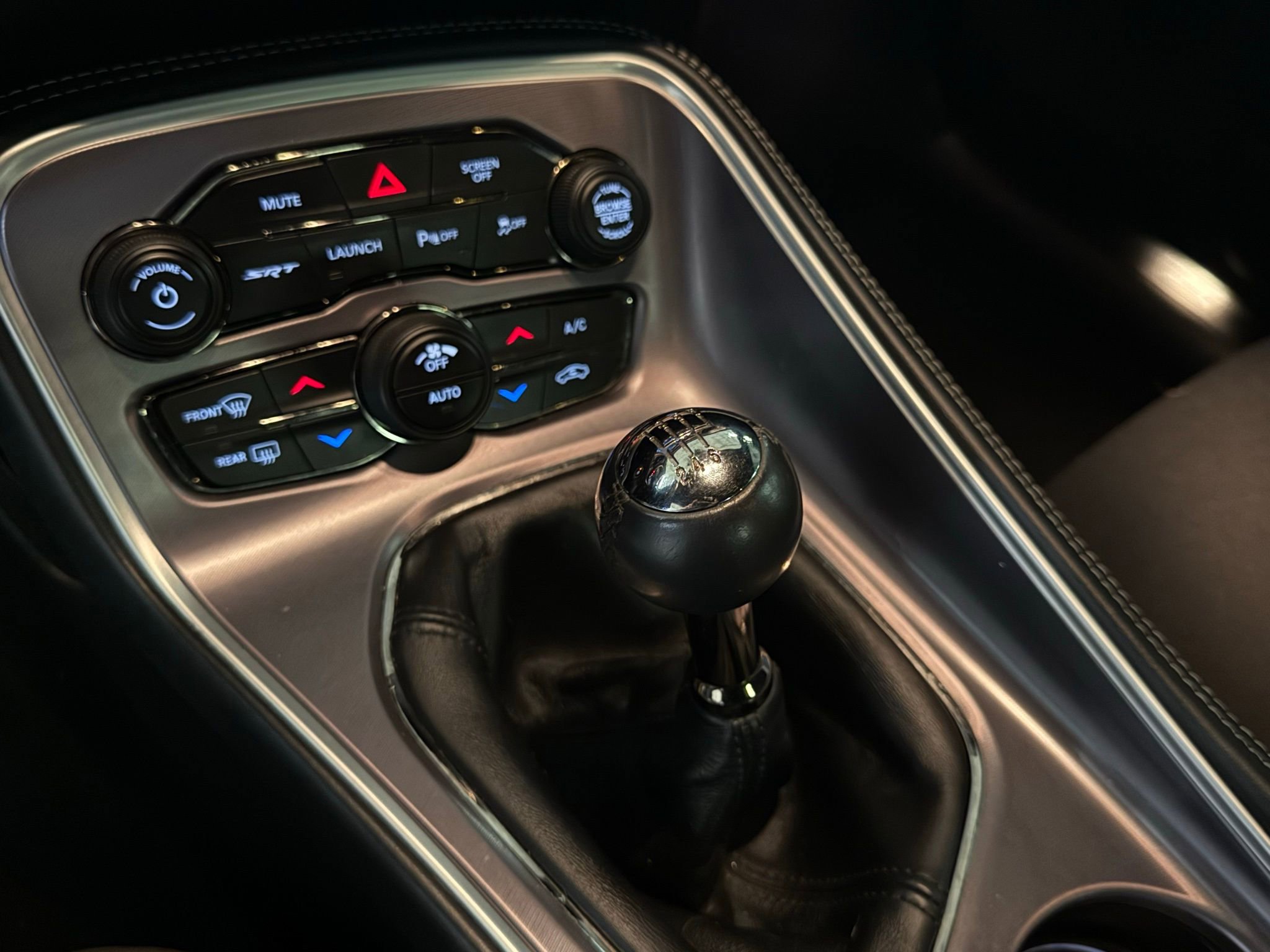 Used 2019 Dodge Challenger SRT Hellcat image 12