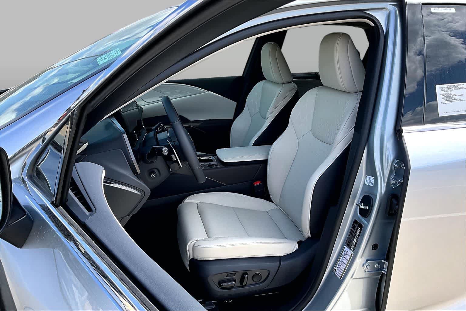 New 2026 Lexus RX 350 FWD image 9