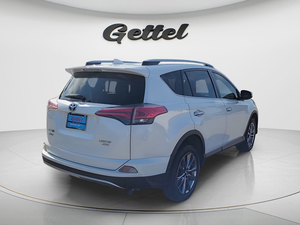 Used 2018 Toyota RAV4 Limited image 14