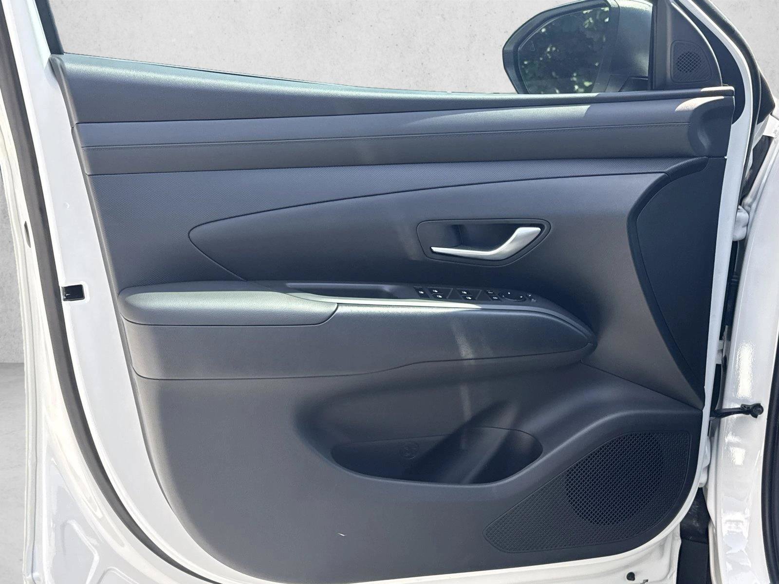 New 2026 Hyundai Tucson Blue SE FWD image 11