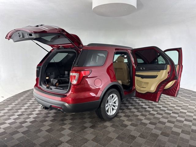 Used 2017 Ford Explorer FWD image 16