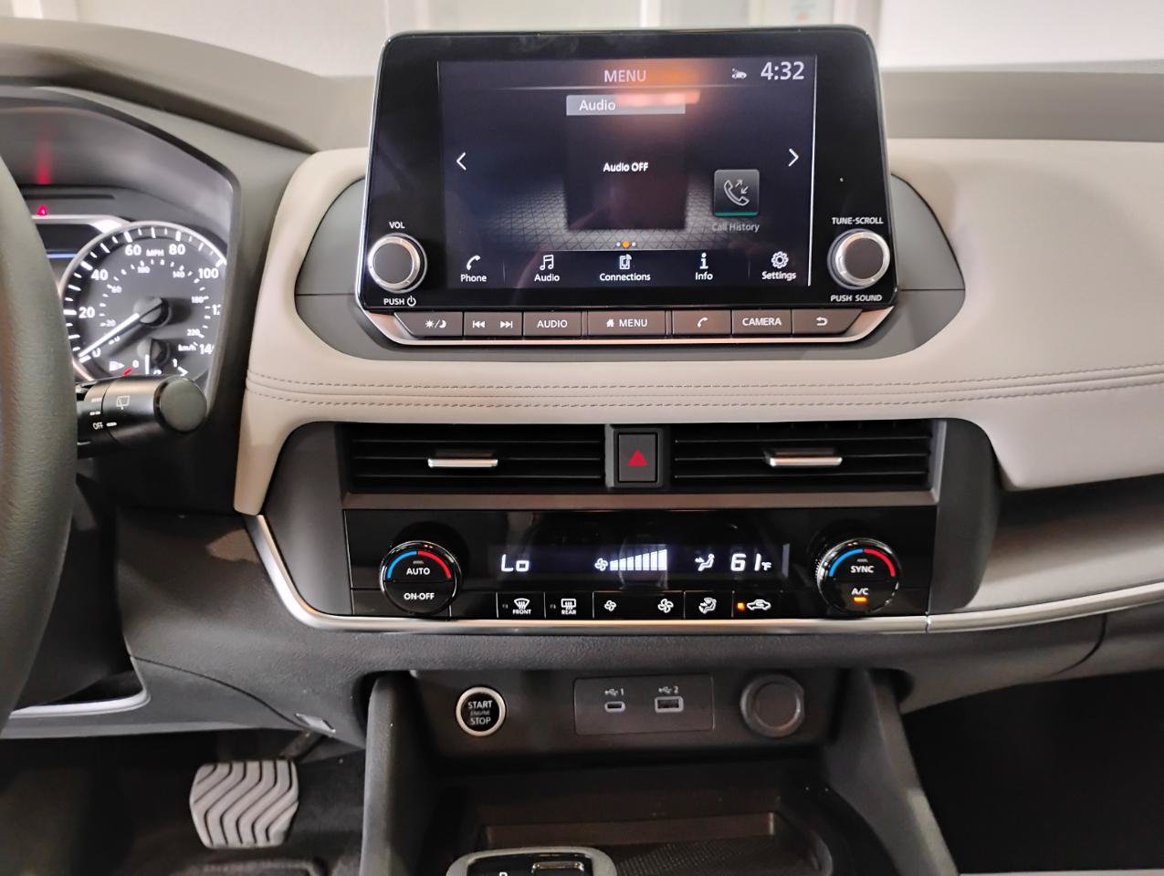 Used 2023 Nissan Rogue SV FWD image 83