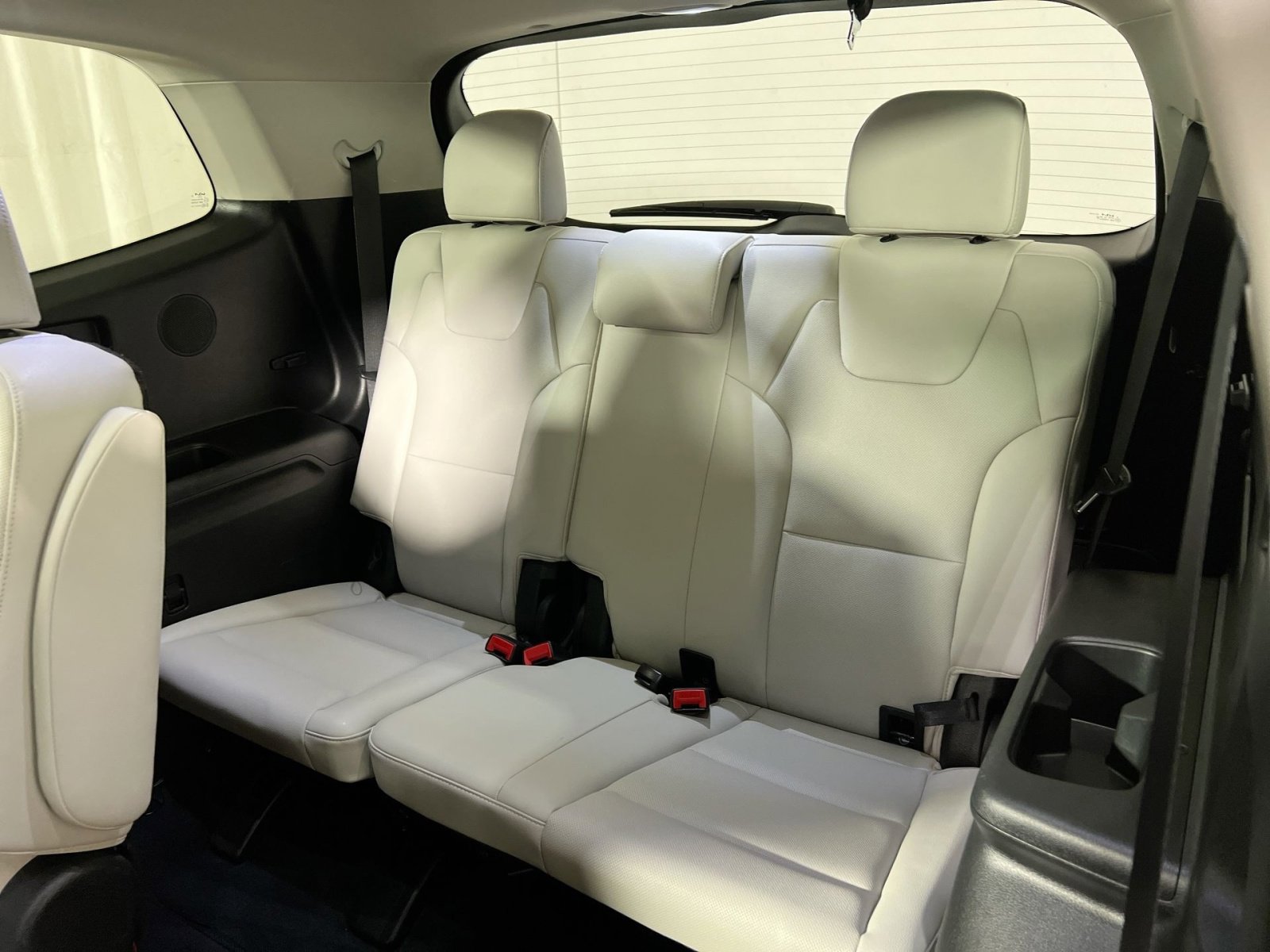 Used 2023 Kia Telluride SX image 27