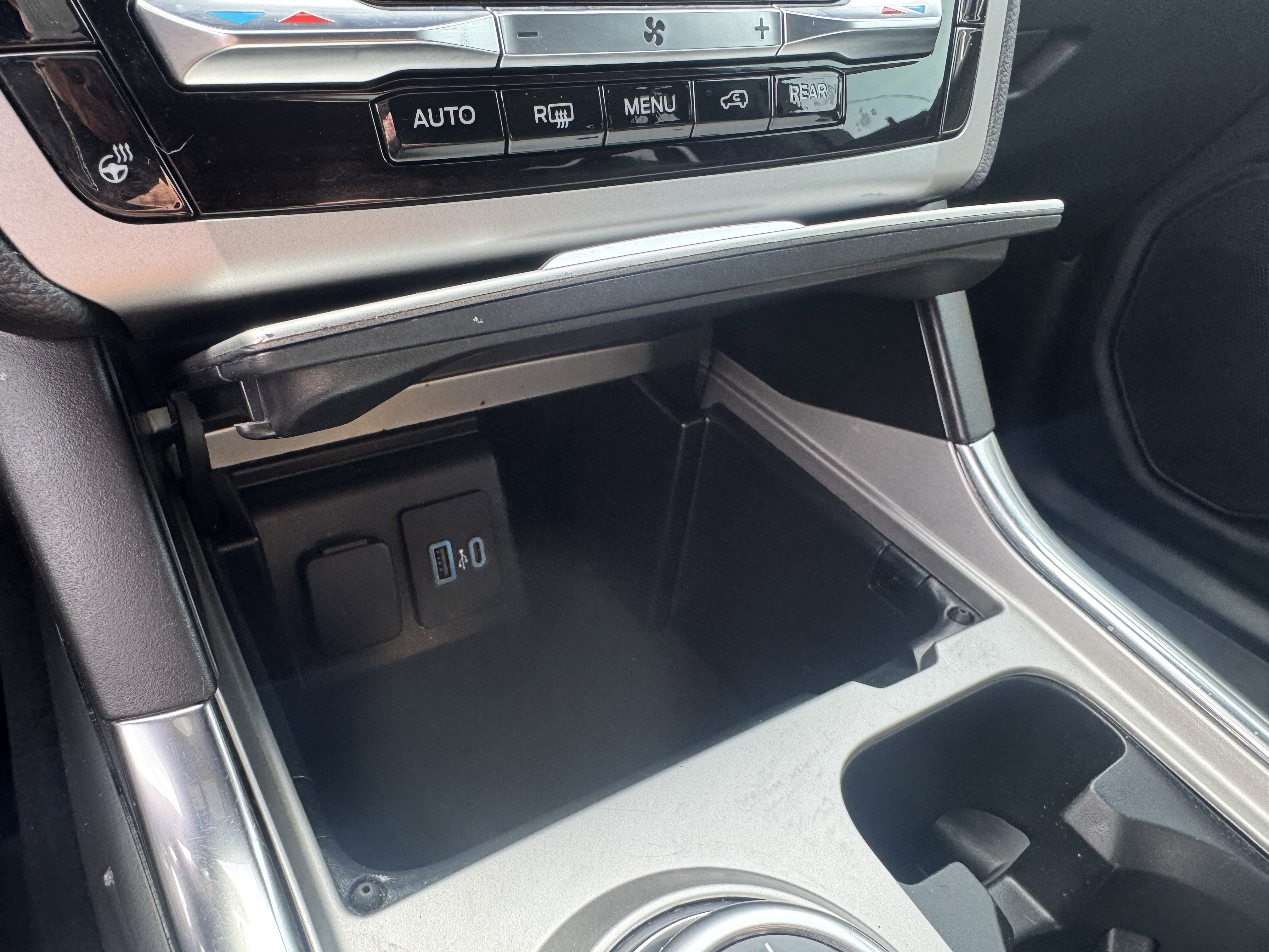 Used 2022 Ford Explorer Timberline image 29