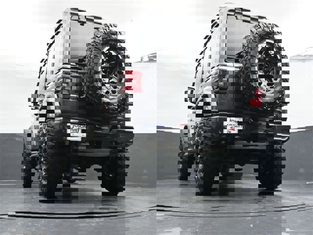 Used 2021 Jeep Wrangler Unlimited Sahara image 28