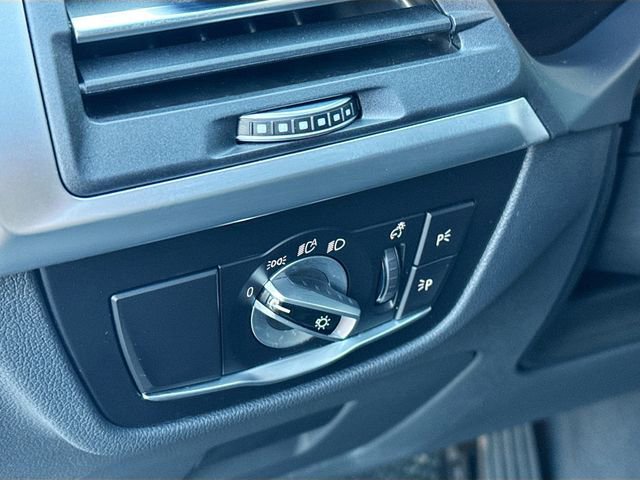 Used 2023 BMW X3 xDrive30i w/ Convenience Package w/ZPA image 12