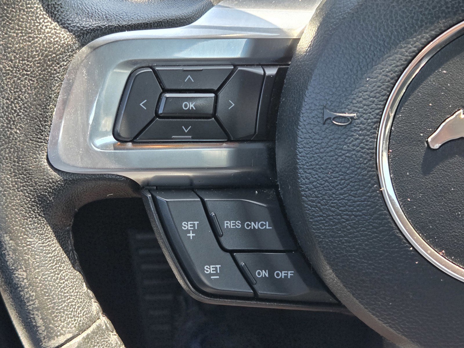Used 2017 Ford Mustang GT Premium w/ Enhanced Security Package RWD image 26