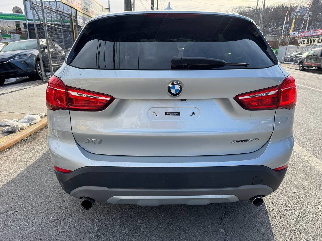 Used 2018 BMW X1 xDrive28i w/ Convenience Package image 6