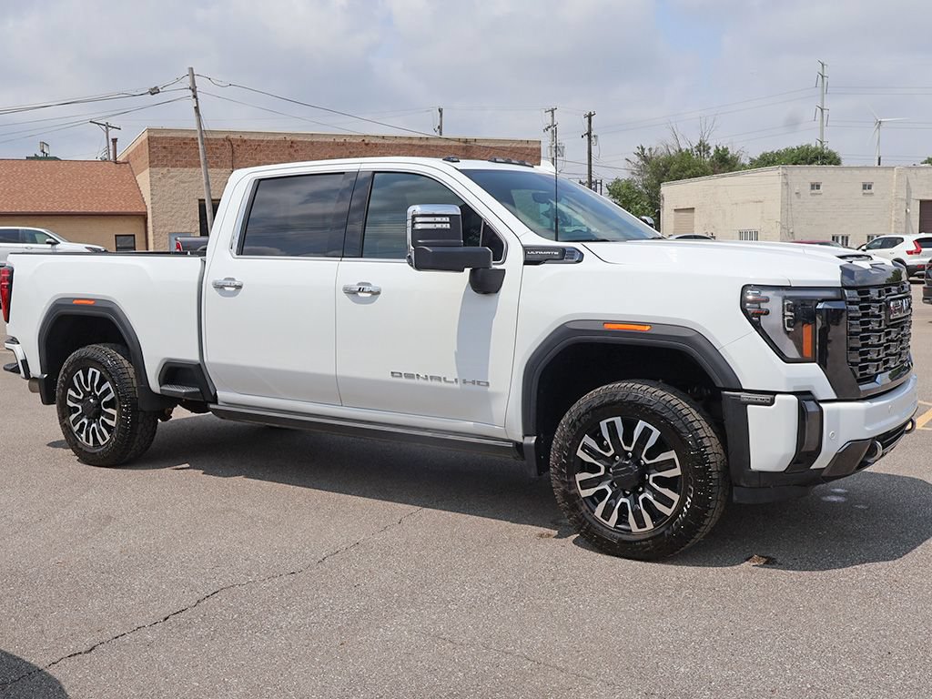 Used 2024 GMC Sierra 2500 Denali Ultimate w/ LPO, GMC Protection Package AWD/4WD image 13
