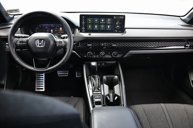 Used 2024 Honda Accord Sport image 27
