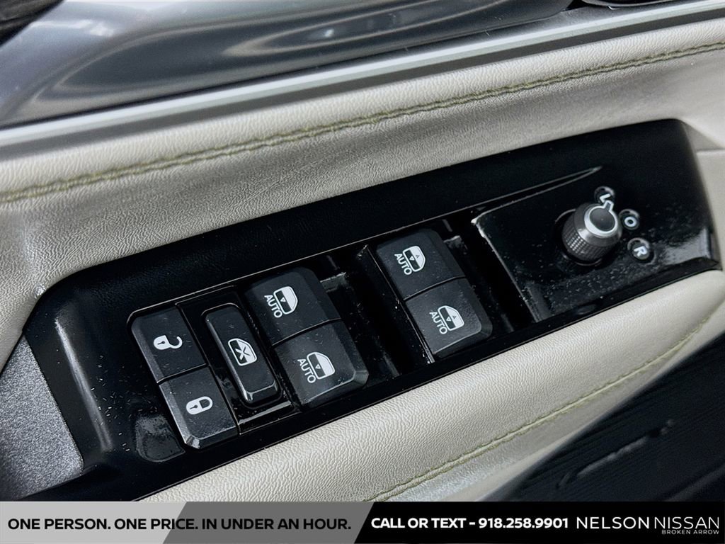 Used 2022 Jeep Wagoneer Series III w/ Convenience Group I image 18