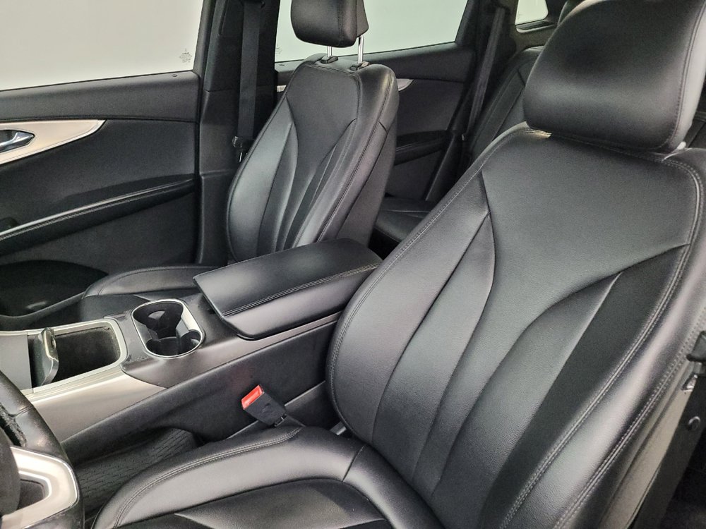 Used 2016 Lincoln MKX Premiere w/ Cargo Utility Package FWD image 17