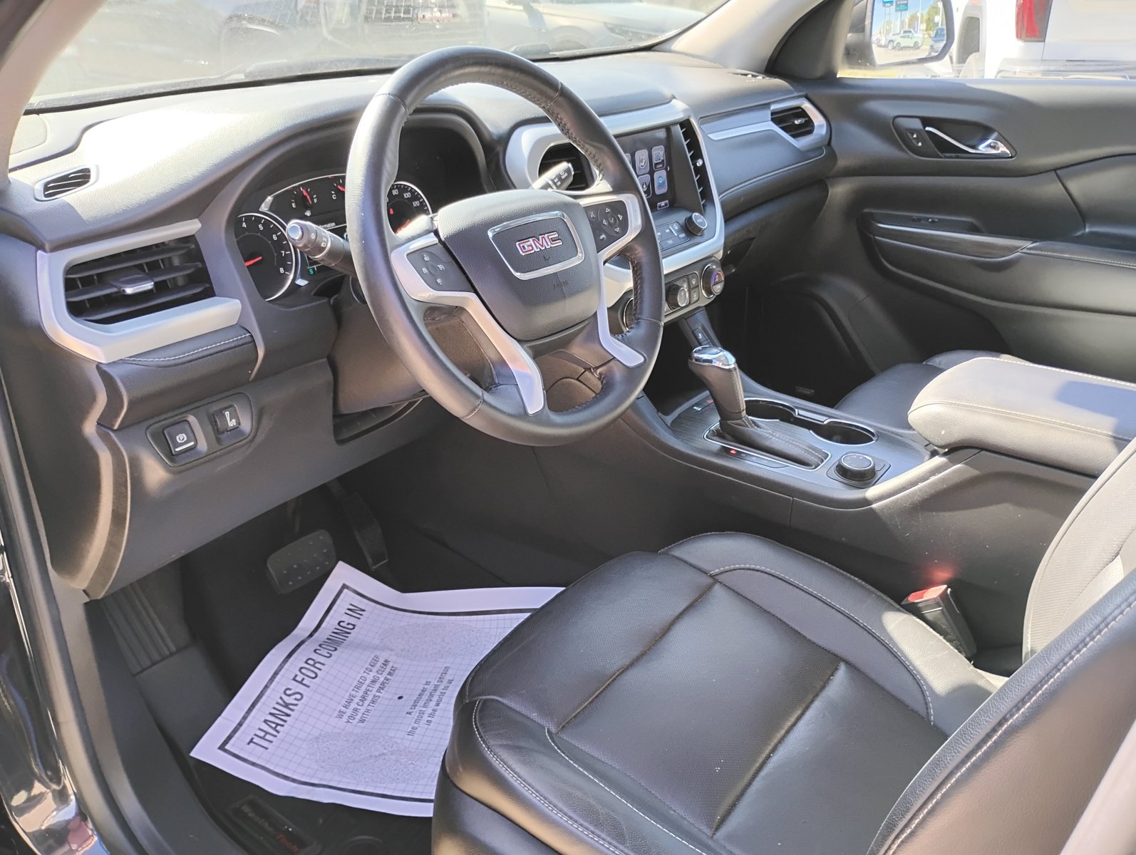 Used 2017 GMC Acadia SLT AWD/4WD image 19