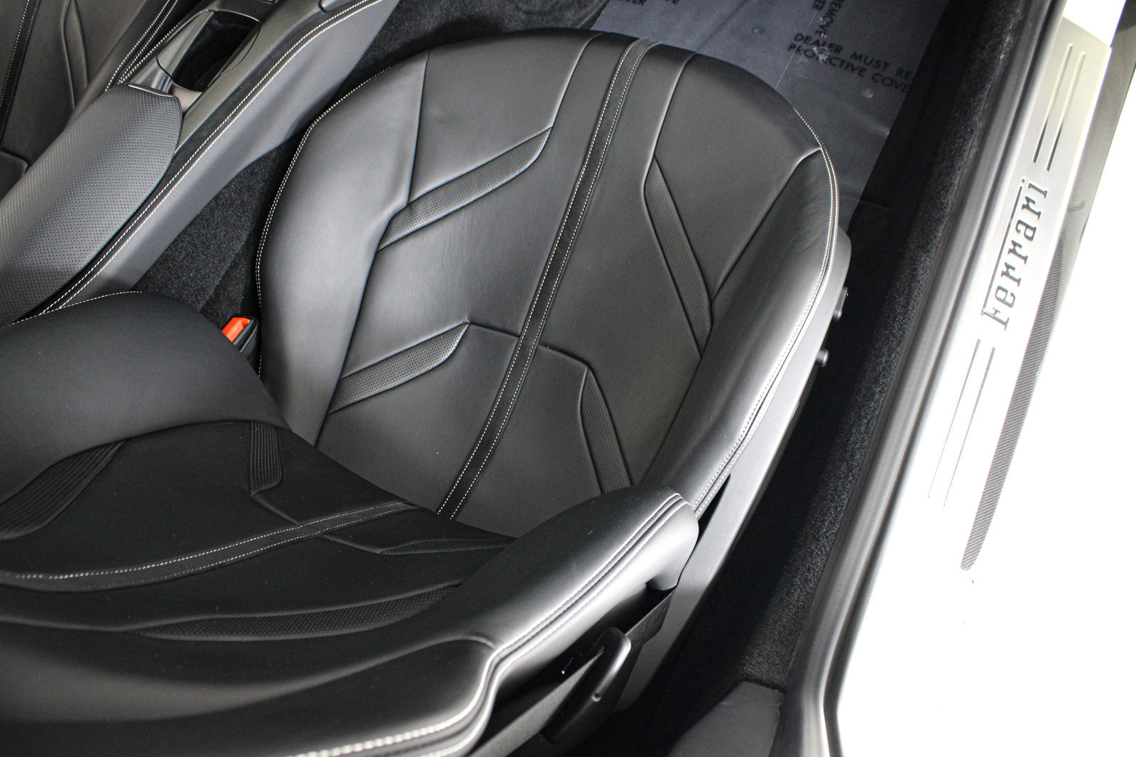 Used 2019 Ferrari 812 Superfast RWD image 22