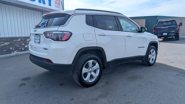 Used 2021 Jeep Compass Latitude w/ Convenience Group AWD/4WD image 18