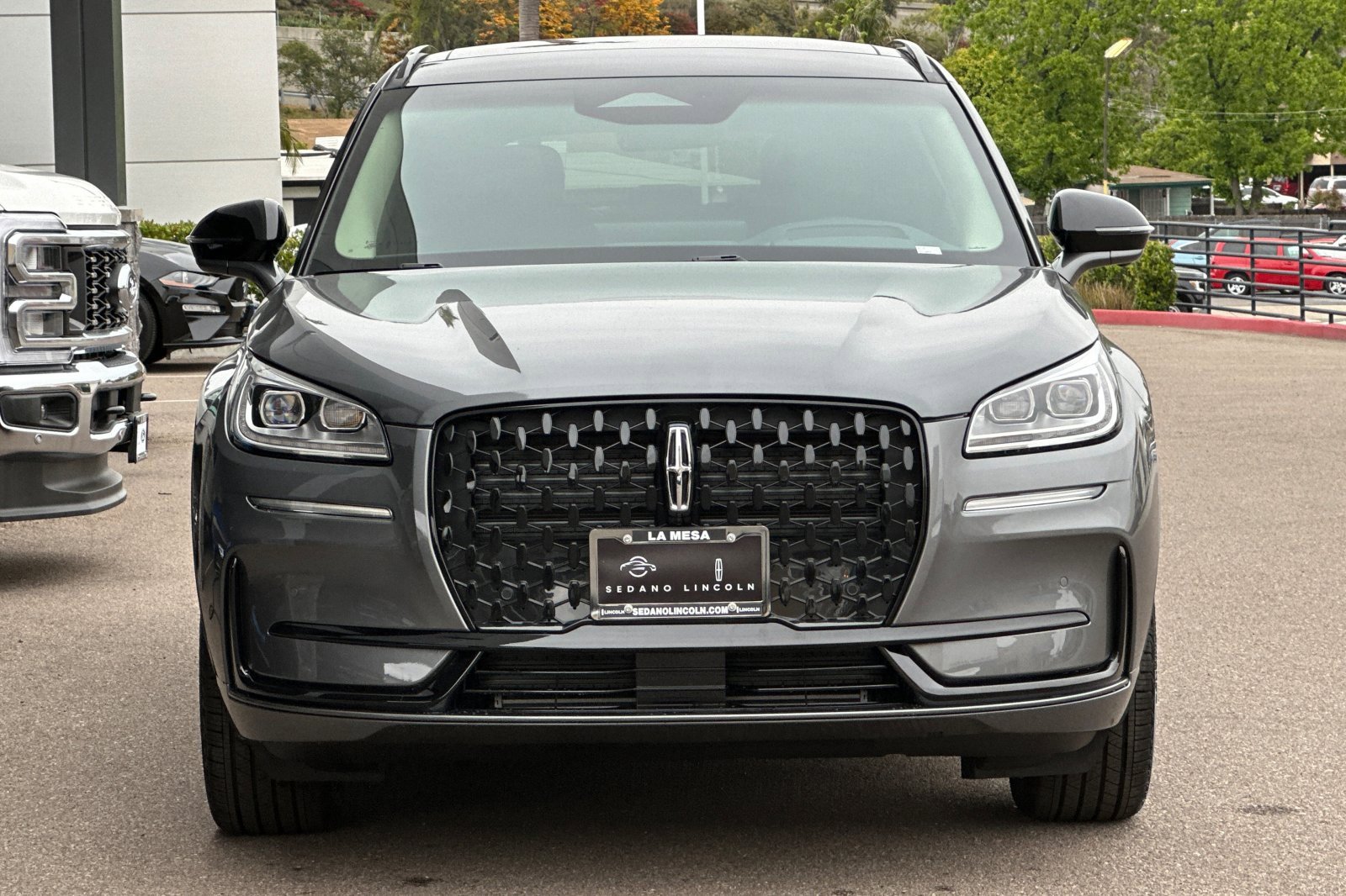 New 2025 Lincoln Corsair Reserve w/ Equipment Group 202A image 8