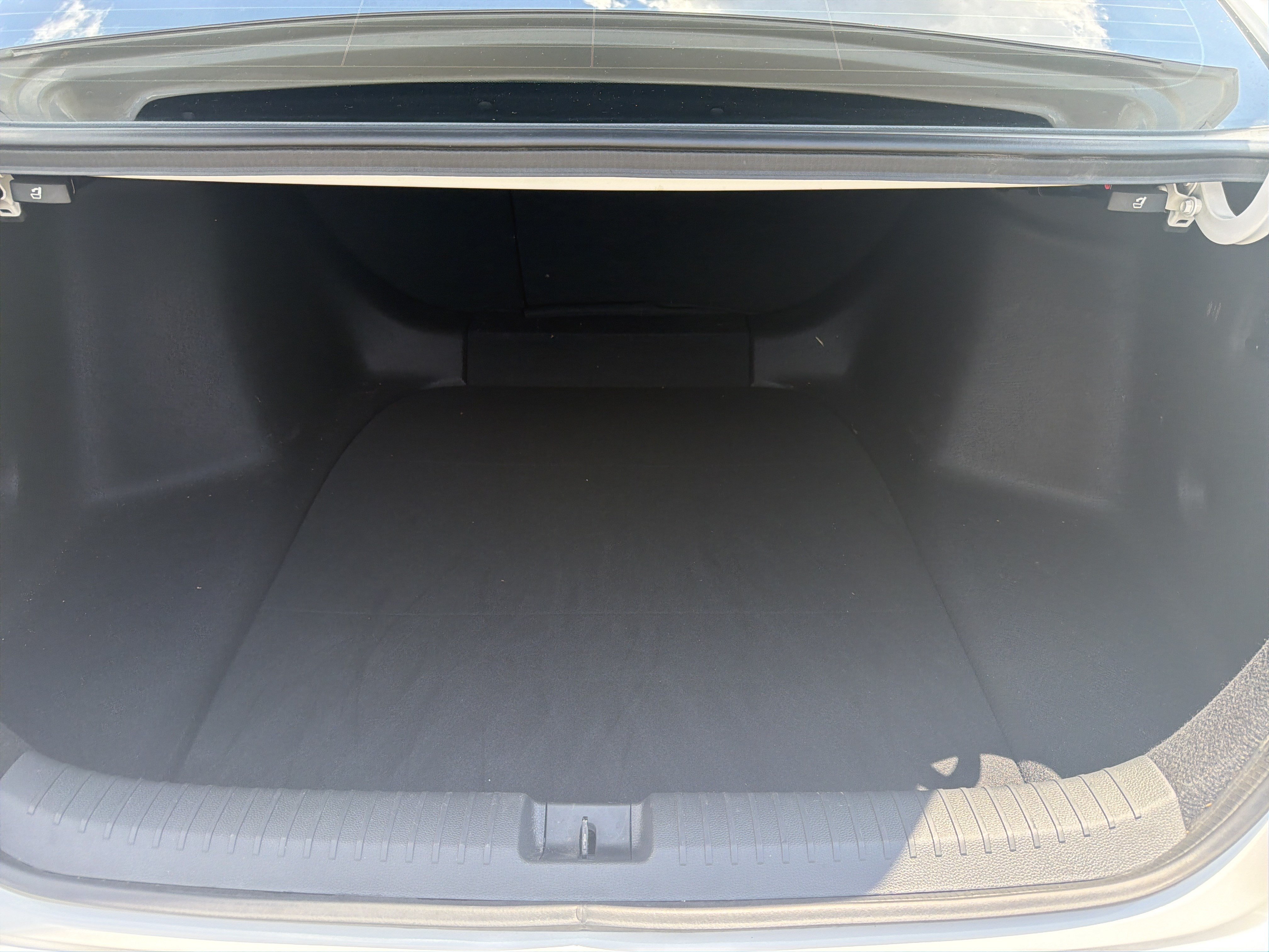 Used 2024 Honda Accord Sport image 20