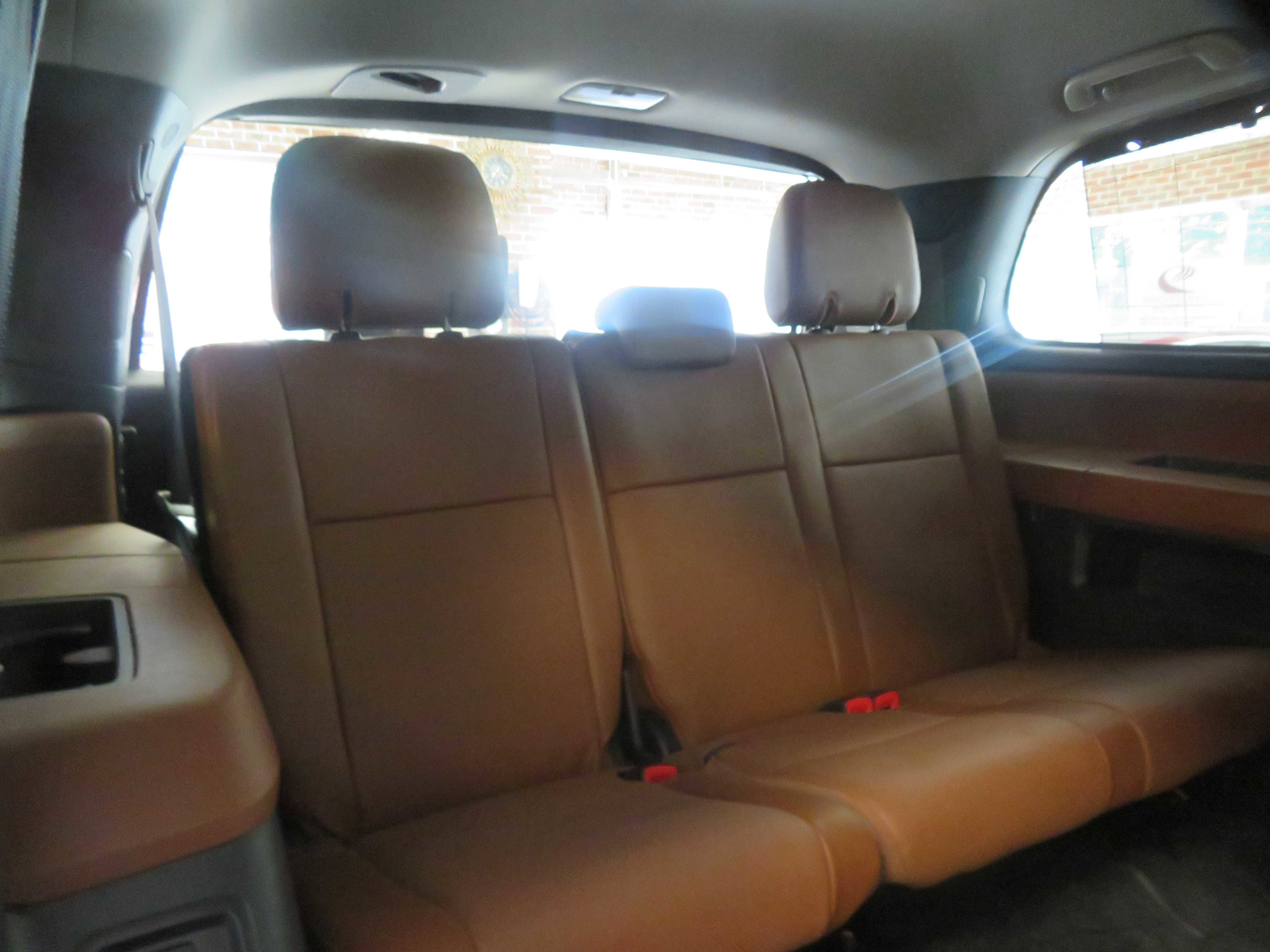 Used 2016 Toyota Sequoia Platinum AWD/4WD image 30