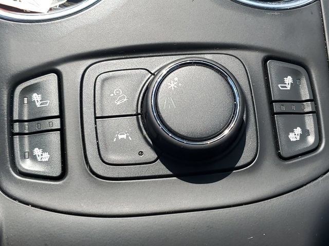 Used 2024 GMC Terrain SLT FWD image 29