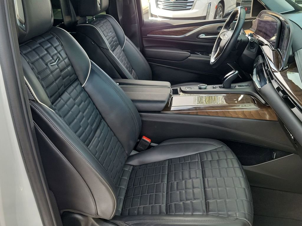 Certified 2023 Cadillac Escalade Sport Platinum w/ LPO, ONYX Package image 28