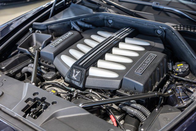 Used 2017 Rolls-Royce Wraith RWD image 26