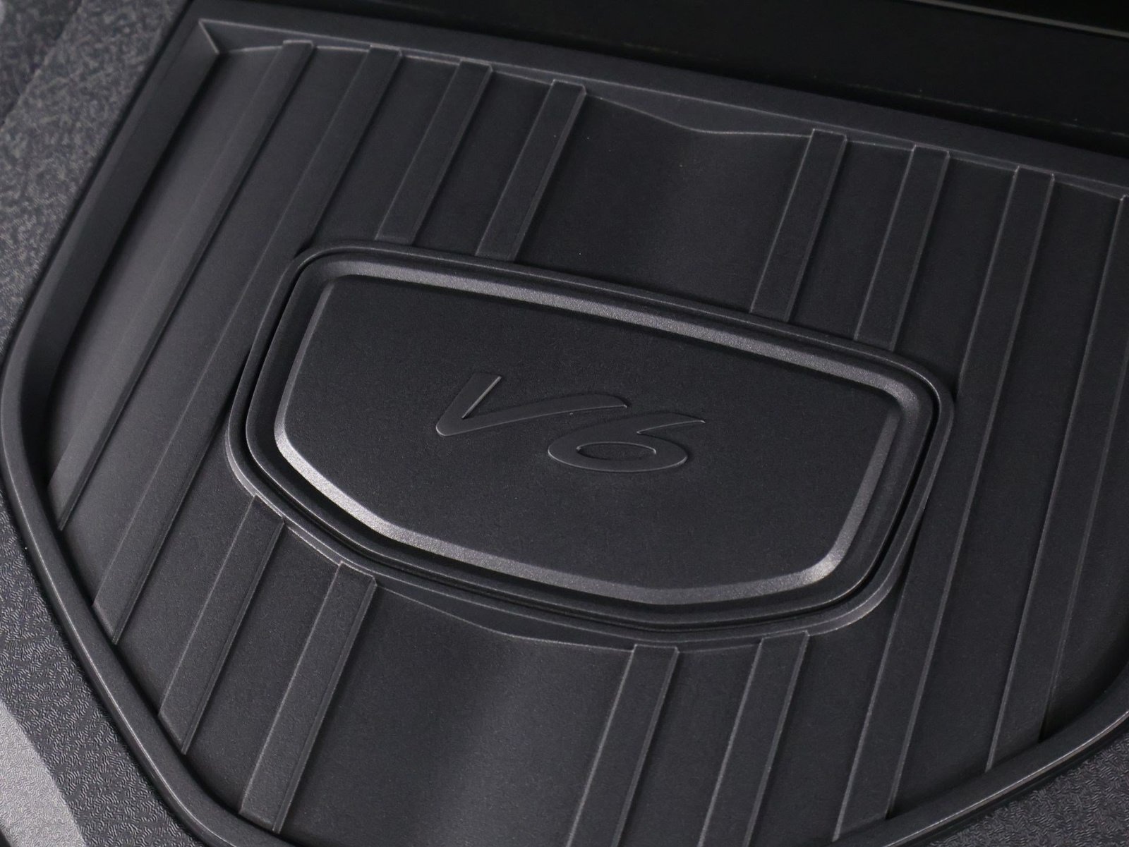 Certified 2023 Porsche Panamera RWD image 27