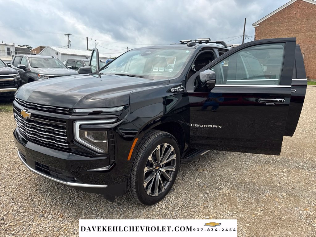 Used 2026 Chevrolet Suburban High Country w/ Sun And Tow Package AWD/4WD image 10